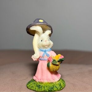 Cottagecore Figurine Bunny Vintage 1990's Mushroom
